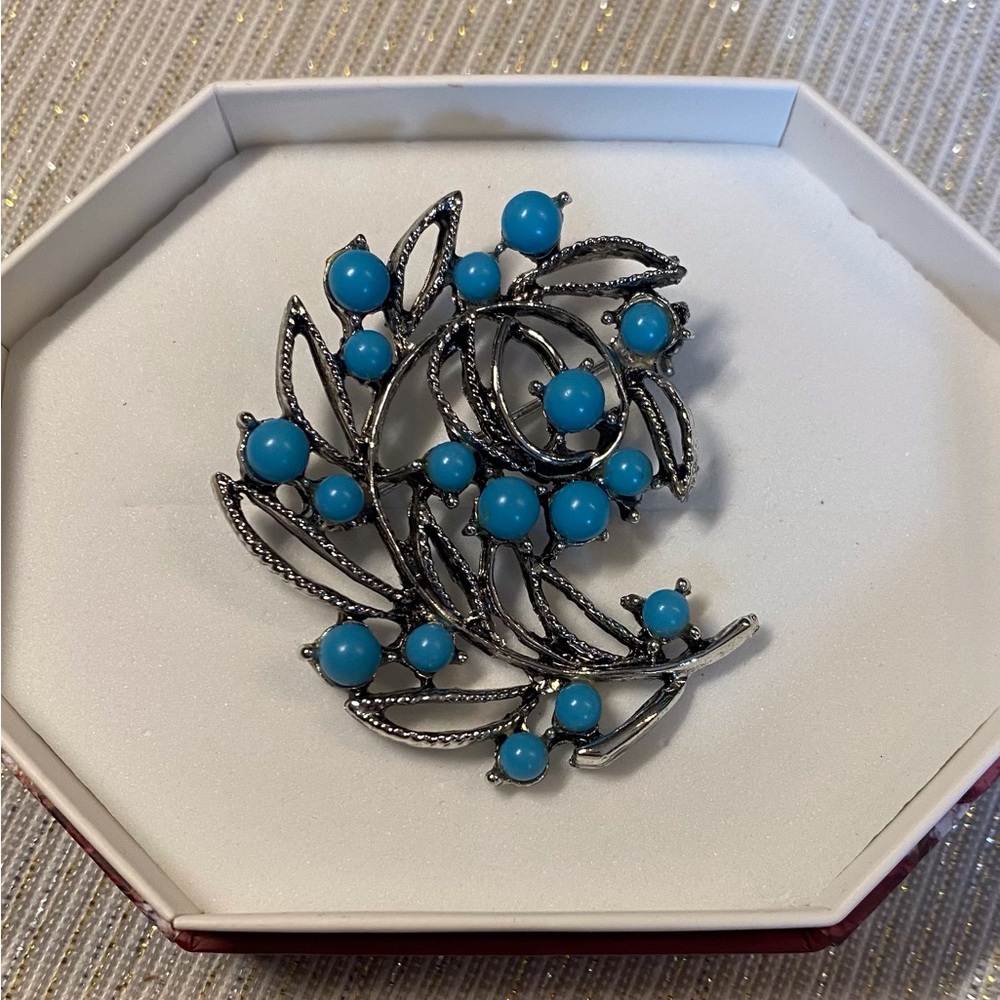Vintage Silver Faux Turquoise Sapphire Blue Stone Brooch